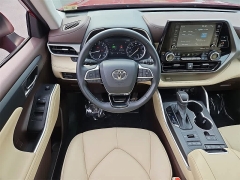 Used 2021  Toyota Highlander XLE AWD at CarloanExpress&period;Com near Hampton&comma; VA