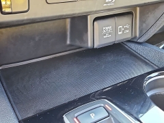 Used 2022  Honda Pilot Touring 7-Passenger AWD at CarloanExpress&period;Com near Hampton&comma; VA