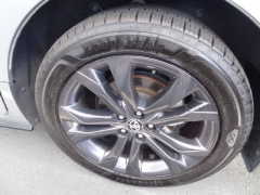 Used 2024  Toyota Sienna XSE FWD 7-Passenger at CarloanExpress&period;Com near Hampton&comma; VA