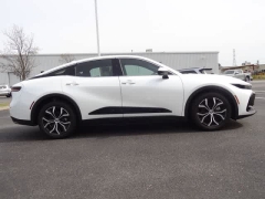 Used 2025  Toyota Crown AWD &lpar;Natl&rpar; at CarloanExpress&period;Com near Hampton&comma; VA