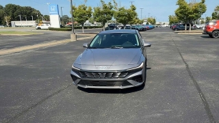 Used 2024  Hyundai Elantra Limited IVT at CarloanExpress&period;Com near Hampton&comma; VA