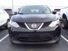 Used 2019  Nissan Rogue Sport FWD S at CarloanExpress&period;Com near Hampton&comma; VA