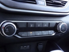 Used 2024  Nissan Altima 2.5 SV AWD Sedan at CarloanExpress.Com near Hampton, VA