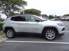 Used 2025  Jeep Compass Limited 4x4 at CarloanExpress&period;Com near Hampton&comma; VA