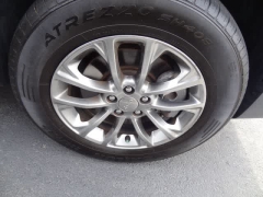 Used 2020  Jeep Cherokee Latitude Plus 4x4 at CarloanExpress&period;Com near Hampton&comma; VA