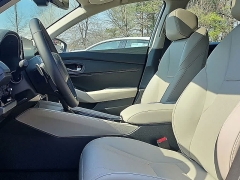 New 2026  Honda Accord Hybrid EX-L Sedan at CarloanExpress&period;Com near Hampton&comma; VA