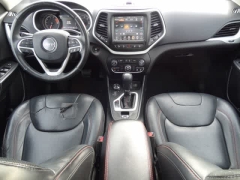 Used 2017  Jeep Cherokee Trailhawk L Plus 4x4 at CarloanExpress&period;Com near Hampton&comma; VA