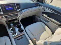 Used 2019  Honda Ridgeline Crew Cab AWD RTL at CarloanExpress&period;Com near Hampton&comma; VA