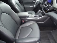 Used 2026  Toyota Highlander AWD &lpar;Natl&rpar; at CarloanExpress&period;Com near Hampton&comma; VA