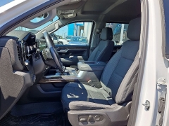 Used 2022  Chevrolet Silverado 1500 4WD Crew Cab 147" LT Trail Boss at CarloanExpress&period;Com near Hampton&comma; VA