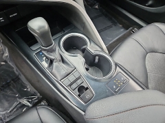 Used 2018  Toyota Camry Hybrid CVT &lpar;Natl&rpar; at CarloanExpress&period;Com near Hampton&comma; VA