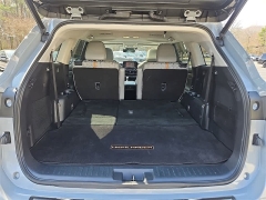 Used 2022  Toyota Highlander Hybrid Bronze Edition AWD at CarloanExpress&period;Com near Hampton&comma; VA