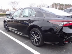 Used 2022  Toyota Camry SE Auto at CarloanExpress&period;Com near Hampton&comma; VA