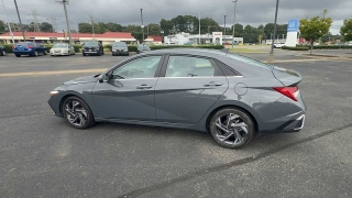 Used 2024  Hyundai Elantra Limited IVT at CarloanExpress&period;Com near Hampton&comma; VA