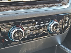 Used 2022  GMC Sierra 1500 4WD Crew Cab 147" Elevation w/3SB at CarloanExpress.Com near Hampton, VA