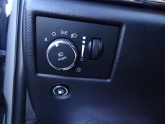 Used 2020  Jeep Grand Cherokee Overland 4x4 at CarloanExpress.Com near Hampton, VA