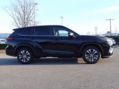 Used 2023  Toyota Highlander FWD &lpar;Natl&rpar; at CarloanExpress&period;Com near Hampton&comma; VA