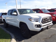 Used 2023  Toyota Tacoma 2WD Double Cab 5' Bed I4 AT &lpar;Natl&rpar; at CarloanExpress&period;Com near Hampton&comma; VA
