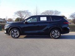 Used 2023  Toyota Highlander FWD &lpar;Natl&rpar; at CarloanExpress&period;Com near Hampton&comma; VA