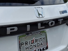 New 2026  Honda Pilot Elite AWD at CarloanExpress&period;Com near Hampton&comma; VA