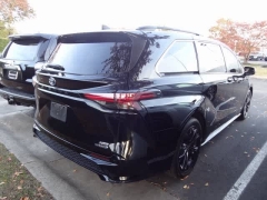 Used 2021  Toyota Sienna XSE FWD 7-Passenger at CarloanExpress.Com near Hampton, VA