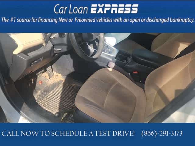 Used 2019  Toyota RAV4 4d SUV AWD LE at CarloanExpress.Com near Hampton, VA