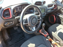 Used 2015  Jeep Renegade 4d SUV 4WD Trailhawk at CarloanExpress&period;Com near Hampton&comma; VA