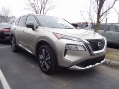 Used 2022  Nissan Rogue FWD Platinum at CarloanExpress&period;Com near Hampton&comma; VA