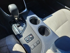 Used 2015  Toyota Avalon Hybrid 4dr Sdn &lpar;Natl&rpar; at CarloanExpress&period;Com near Hampton&comma; VA