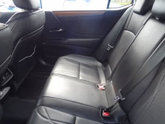 Used 2020  Lexus ES ES 300h Luxury FWD at CarloanExpress&period;Com near Hampton&comma; VA