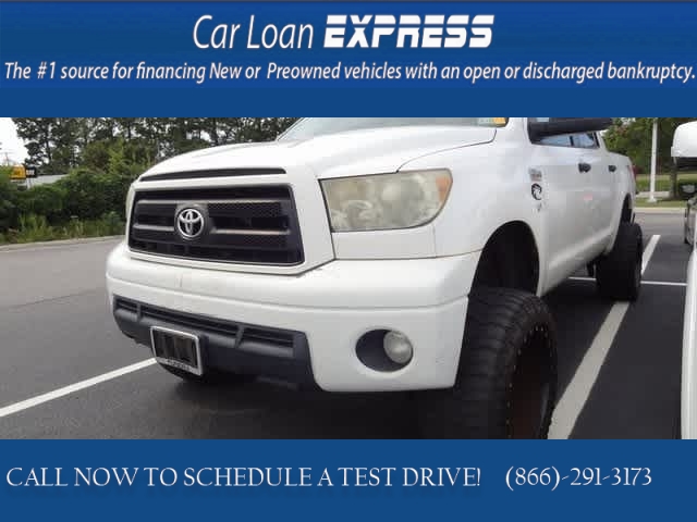 Used 2013  Toyota Tundra 4WD CrewMax 5.7L at CarloanExpress.Com near Hampton, VA