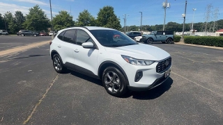 Used 2025  Ford Escape ST-Line Select AWD at CarloanExpress&period;Com near Hampton&comma; VA
