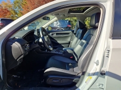 Used 2022  Honda Civic Sedan Touring CVT at CarloanExpress.Com near Hampton, VA