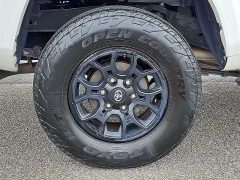 Used 2019  Toyota Tacoma 2WD Double Cab 5' Bed V6 AT &lpar;Natl&rpar; at CarloanExpress&period;Com near Hampton&comma; VA