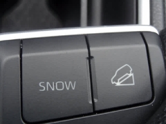 Used 2025  Toyota Grand Highlander AWD &lpar;Natl&rpar; at CarloanExpress&period;Com near Hampton&comma; VA