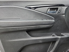 Used 2021  Honda Pilot Touring 7-Passenger AWD at CarloanExpress&period;Com near Hampton&comma; VA