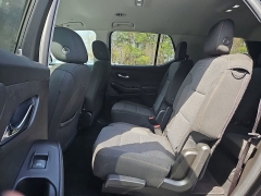 Used 2018  Chevrolet Traverse 4d SUV AWD LT Cloth w&sol;1LT at CarloanExpress&period;Com near Hampton&comma; VA