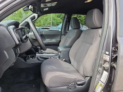 Used 2018  Toyota Tacoma Double Cab 5' Bed V6 4x4 &lpar;Natl&rpar; at CarloanExpress&period;Com near Hampton&comma; VA