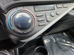 Used 2012  Toyota Prius c 5dr HB &lpar;Natl&rpar; at CarloanExpress&period;Com near Hampton&comma; VA