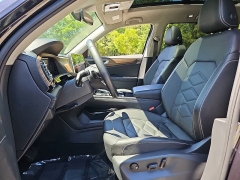 Used 2025  Volkswagen Atlas 2&period;0T SE w&sol;Technology 4MOTION at CarloanExpress&period;Com near Hampton&comma; VA