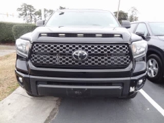 Used 2021  Toyota Tundra 2WD SR5 CrewMax 5&period;5' Bed 5&period;7L &lpar;Natl&rpar; at CarloanExpress&period;Com near Hampton&comma; VA