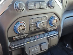 Used 2021  Chevrolet Silverado 1500 4WD Crew Cab 147" RST at CarloanExpress.Com near Hampton, VA