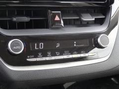 Used 2025  Toyota Corolla Hybrid FWD &lpar;Natl&rpar; at CarloanExpress&period;Com near Hampton&comma; VA