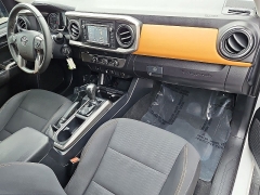 Used 2019  Toyota Tacoma 2WD Double Cab 5' Bed V6 AT &lpar;Natl&rpar; at CarloanExpress&period;Com near Hampton&comma; VA