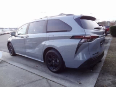 Used 2025  Toyota Sienna AWD 7-Passenger &lpar;Natl&rpar; at CarloanExpress&period;Com near Hampton&comma; VA