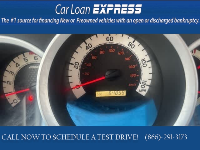 Used 2015  Toyota Tacoma 4WD Double Cab V6 (Natl) at CarloanExpress.Com near Hampton, VA