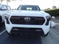 Used 2025  Toyota Tacoma 4WD Double Cab Bed &lpar;Natl&rpar; at CarloanExpress&period;Com near Hampton&comma; VA