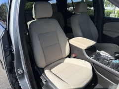 Used 2023  Chevrolet Traverse FWD 4dr LS w&sol;1LS at CarloanExpress&period;Com near Hampton&comma; VA