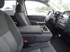 Used 2023  Nissan Titan 4x4 Crew Cab SV at CarloanExpress&period;Com near Hampton&comma; VA