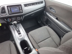 Used 2018  Honda HR-V 4d SUV AWD LX at CarloanExpress&period;Com near Hampton&comma; VA